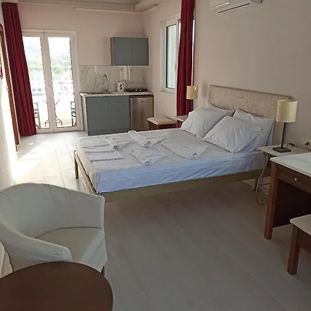 Maria-olympia Apartment *